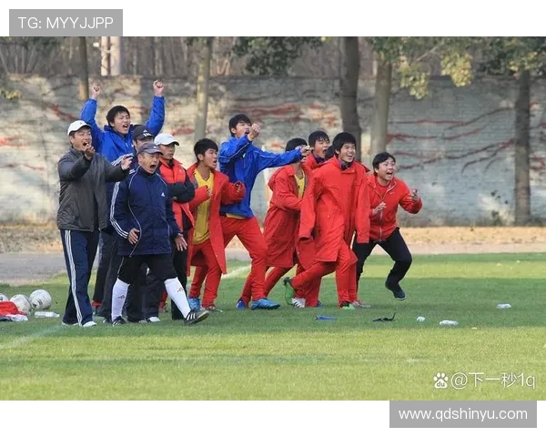 追逐梦想的艰辛与荣耀成为足球明星的漫长旅程与挑战
